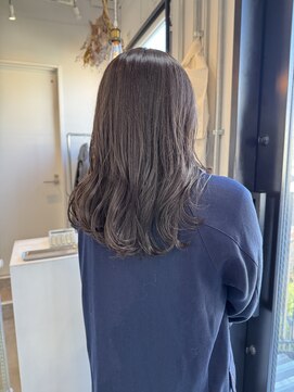 ロカ 表参道(loka) アッシュベージュ[表参道/ブリーチ/ハイライト]Mai