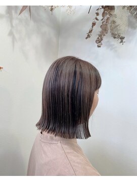 リリー LILY ヘアー メイク HAIR アンド & MAKE 大人可愛い外ハネ結べるボブチョコレートブラウン20代30代