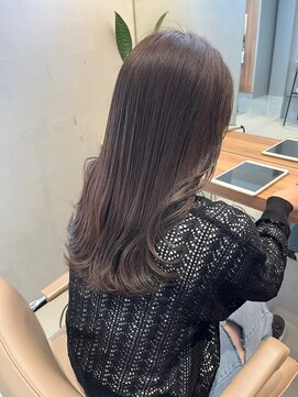 ガリカ 博多駅前(Gallica) 赤みのない透明感オリーブベージュ/ゆるふわロング