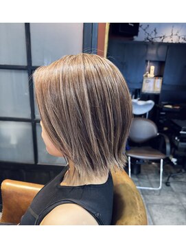 紅や バンブー(Bamboo) 外はねバレイヤージュ