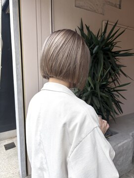 イル(iru) ミルクティグレージュ