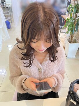 エミュ 中央駅店(eMu) 柔らか 春っぽ milkbeige