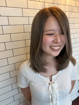 ウィズ(with...)の写真/【似合うを見つける◎】高いリピート率と経験が裏付ける技術と似合わせの引き出しの多さがウリ！