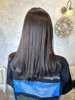 ディーヴァヘアーエズ(DIVA hair Eze)&nbsp;大人可愛いグレージュカラー顔周りレイヤーカット小顔