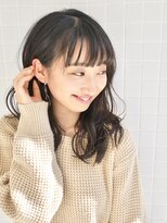 ブルーダー(Bruder)&nbsp;ロング　ウェーブ　大人女子　カール  赤み消しカラー