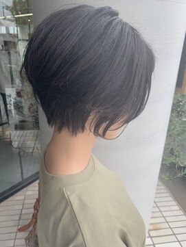 サーカス(circus) くせ毛も可愛いショートスタイル★