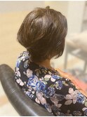ツヤ感カラー×大人かわいいナチュラルショート[30代/40代/50代]