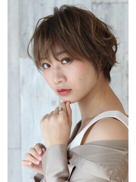 クシュ 所沢東口店(kusyu...) カーキグレージュマッシュショートボブフェザーバング(所沢)