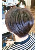 襟足スッキリくびれショート
