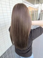 エスティアム(S.TIAM.)&nbsp;アッシュグレーの透明感カラー