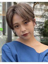 イヴォークトーキョーオーサカ(EVOKE TOKYO osaka)&nbsp;センターパート×抜け感ショート