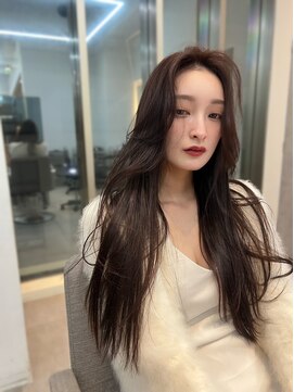 ラル 立川(lar) ニンニンベージュ_前髪マチルダボブピンクベージュ