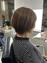 ラック(LUCK)&nbsp;レイヤーロング/ステップボーンカット/シルキーベージュ/船橋