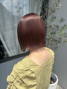 シアート(SHEART) 切りっぱなしボブ×艶髪ピンクカラー