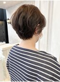 福山市美容師求人募集中 襟足スッキリふんわりショートヘア