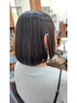 シーズンプラス(SEASON PLUS) 20代30代40代50代　縮毛矯正【SEASON＋湯山】レイヤーボブ3A