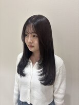 エル(L by truecreation)&nbsp;扱いやすいレイヤーカット