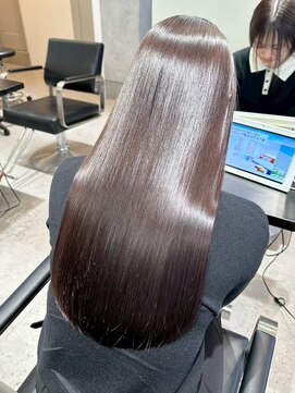 リス バイ ソヨン(Lis by SOYON) 黒髪/クラゲヘアー/小顔/ココアベージュ/髪質改善/栄/栄駅b113