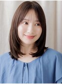 顔周りレイヤーカット艶感ストレートミディアムA4川口30代40代