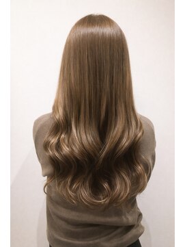 エイル(EIIR) ライトグレージュ☆