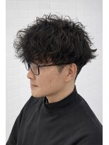 ゼロスバーバー(0's BARBER SHOP) シャドウパーマ/メンズパーマ/ツーブロック/マッシュ/爽やか