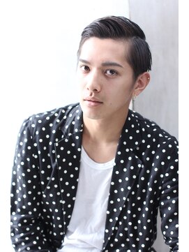 ガランテ(Galante) サイドパートバーバースタイル刈り上げツーブロックネープレス