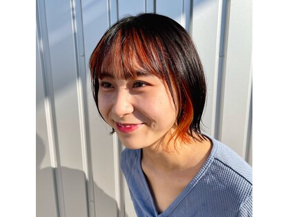 西本整髪の写真