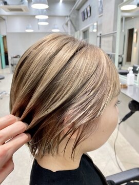 テトヘアー(teto hair) マッシュショート　ベージュ
