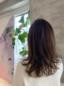 ヘアブランコブランコ 横浜(hair blanco_blanco) 似合わせカット/くびれヘア/デザインカラー/艶ボルドー[横浜駅]