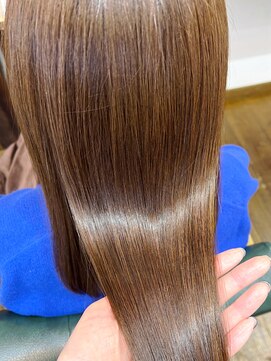 ル コワン ククー(Le coin coucou) 酸性ストレート