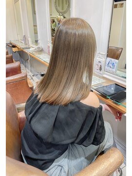 ネオリーブアイム 横浜西口店(Neolive aim) 1ブリーチ、オリーブグレージュ【成田】横浜