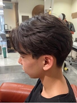 キングオブヘア バイ ノイズ 梅田茶屋町店(KING of hair by NOISM) センターパートマッシュウルフカットメンズ髪型スペインカール