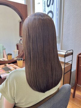 エルサフィロ ヨドヤバシ(el zafiro yodoyabashi) 髪質改善レイヤーエモージュふんわりカール20代30代40代50代