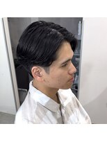 ニコフクオカヘアーメイク(NIKO Fukuoka Hair Make)&nbsp;「NIKO」毛流れセンターパートパーマ　ニュアンスパーマ