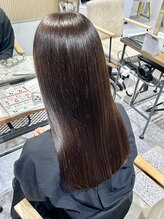 【縮毛矯正と酸性ストレートの違いとは？】