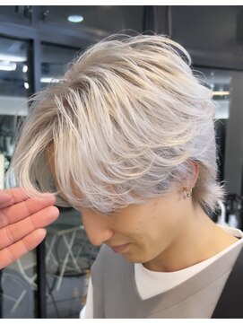 ヌエン 渋谷(NU/EN) メンズ ホワイトシルバー