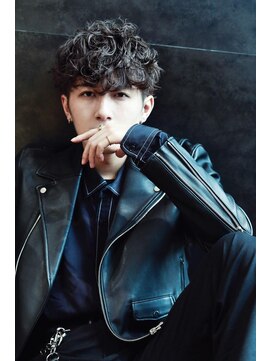 リップス 自由が丘(LIPPS) ツーブロ スペインカール スパイラルパーマ