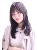 レイヤー×ストレートヘア×セミディ×20代30代40代