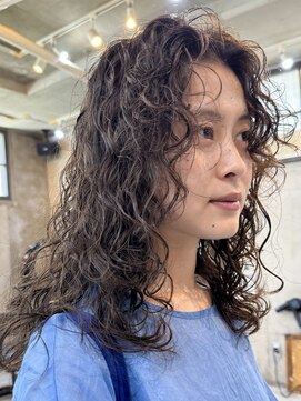 ナループロアオハナ(Nalu pu loa ohana) ハードパーマ/スパイラルパーマ/ロングパーマ/カーリーヘア