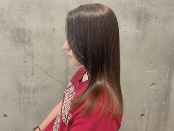 アビリティ(ABiLiTY)の写真/理想の形を作り、無理なく続けられるホームケアをご提案します。広がりを抑えてまとまる髪に。