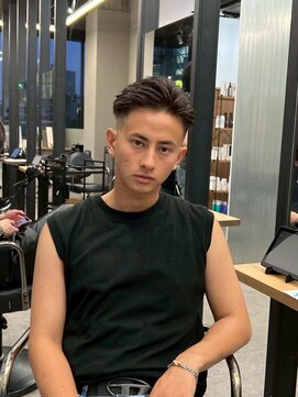 リッチブランドアンドコー(Rich Brand&Co) 七三フェード ビジネスマン メンズカット フェードカット