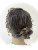 ルート(Ru-t)&nbsp;浴衣にもぴったりなアップスタイル♪