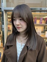 ピークアブー ワン(PEEK-A-BOO ONE)&nbsp;フェイスレイヤーカットアッシュカラー赤み消しカラー透明感
