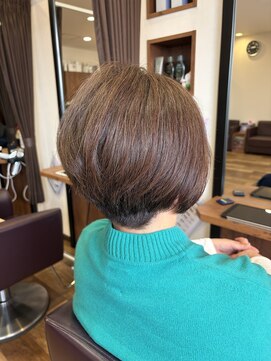 美容室ヒラトヤ 仙北店 丸みショートボブ