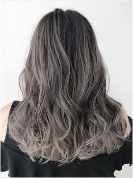 モーイ(mooi) バレイヤージュ