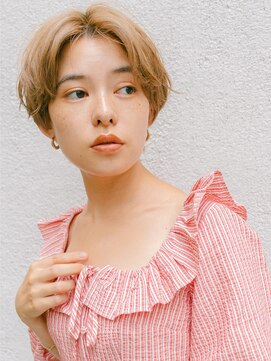 レ セゾン(Les Saisons) 20代30代にオススメ　緩めウェーブセンターパートショート