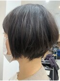 前下がりボブ