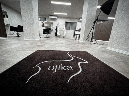 オジカ(ojika)の写真