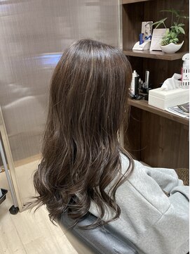 ナチュラ(NATU-RA) ベージュ系ハイライトカラー