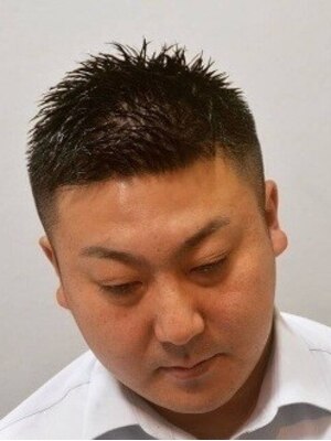 【メンズ専門BARBER】クラシックなBARBERスタイルから旬なワイルドスタイルまで！何でもお任せください◎